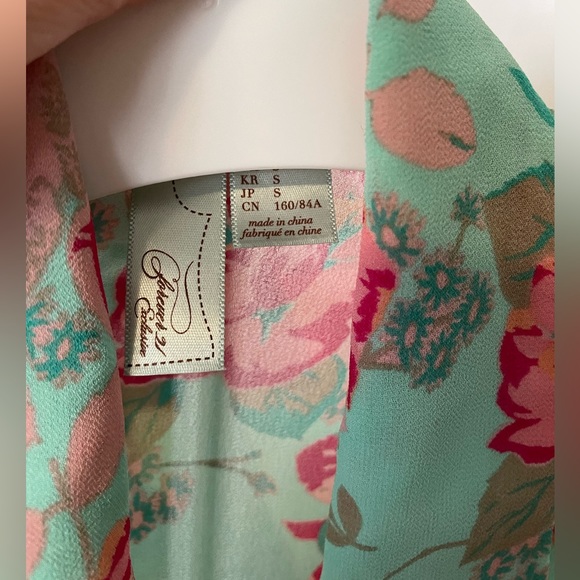 Forever 21 front tie/button up top with studs on shoulder - Picture 6 of 6